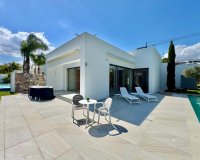 Rynek wtórny - Villa - Orihuela - Las Colinas Golf