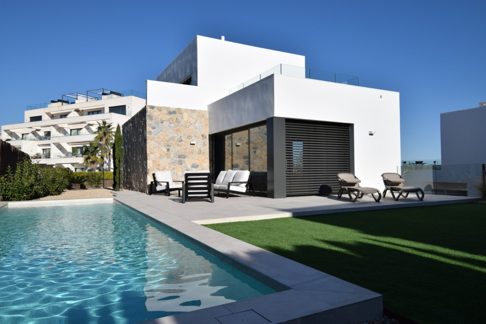 Rynek wtórny - Villa - Orihuela - Las Colinas Golf