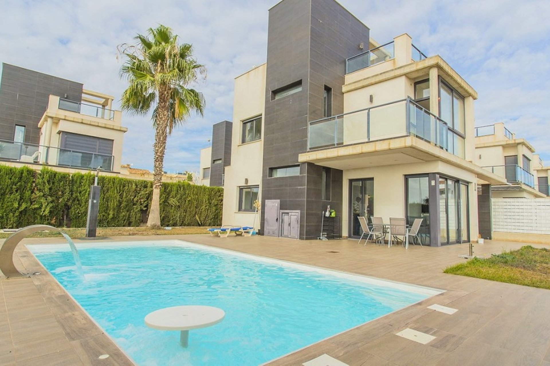 Rynek wtórny - Villa - Orihuela - Lomas de Cabo Roig