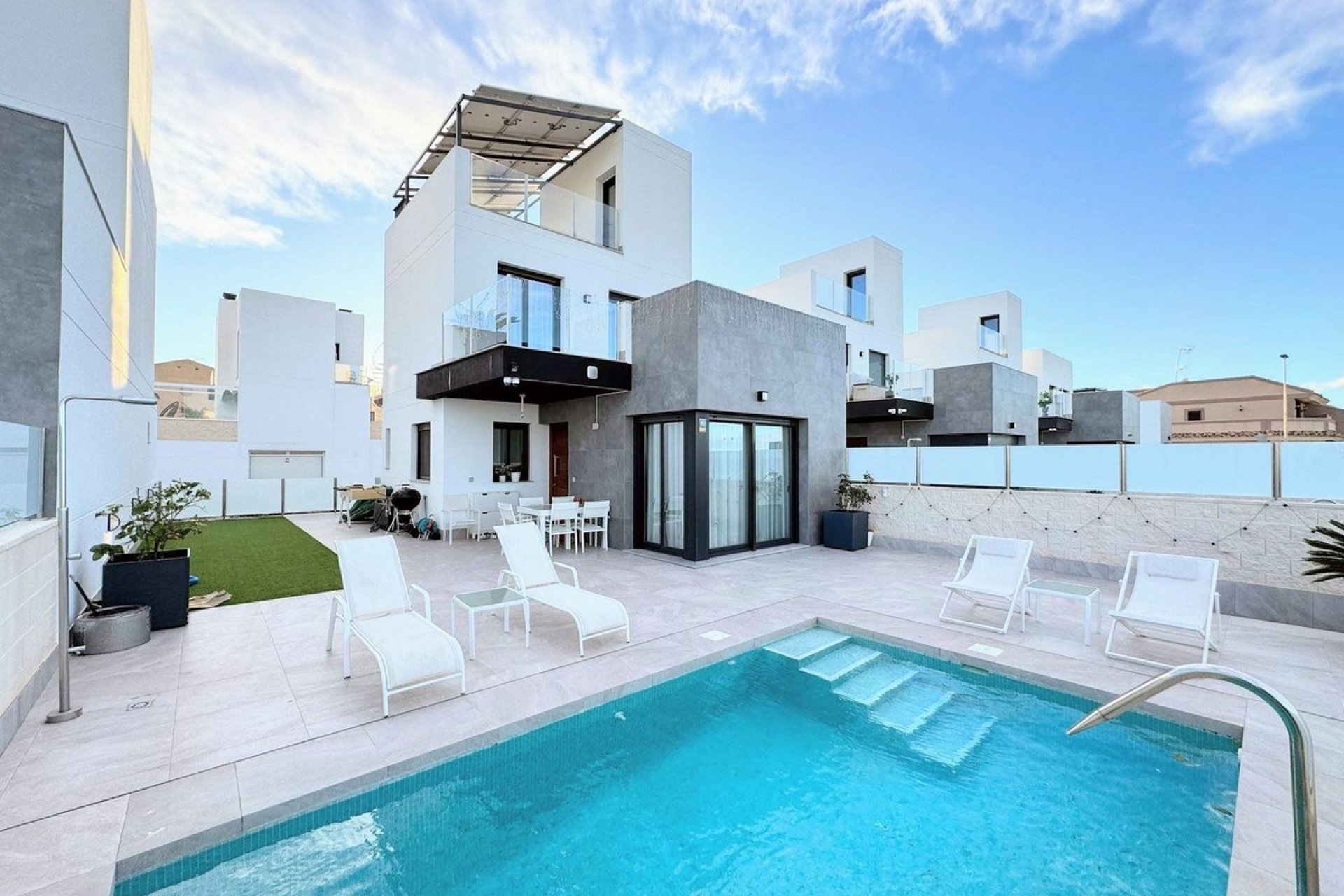 Rynek wtórny - Villa - Orihuela - Los Balcones