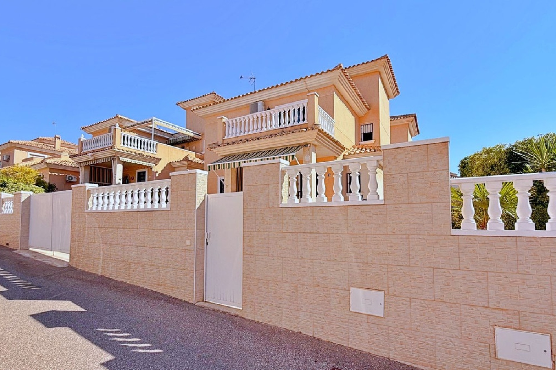 Rynek wtórny - Villa - Orihuela - Orihuela Costa