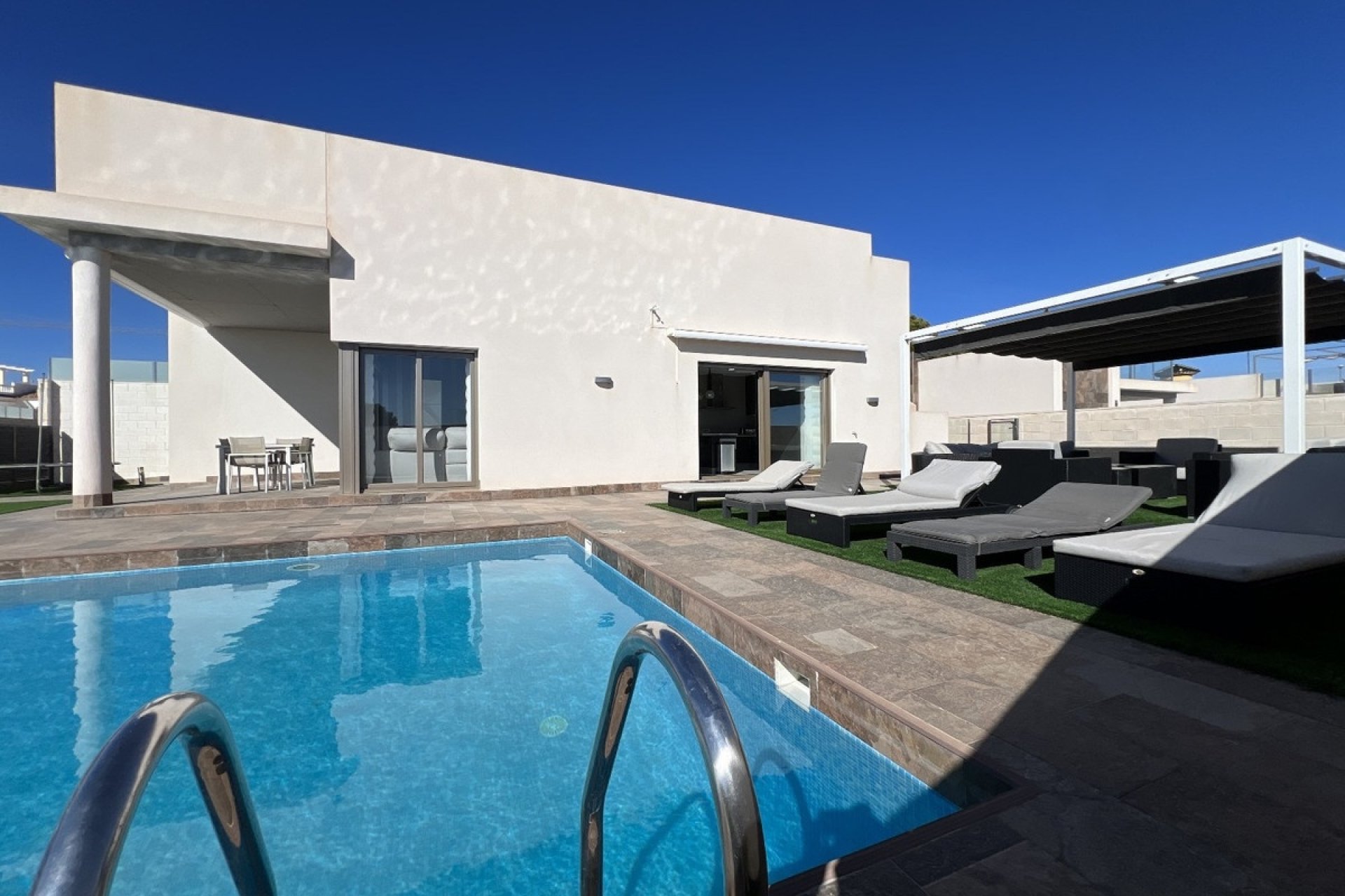 Rynek wtórny - Villa - Orihuela - Orihuela Costa