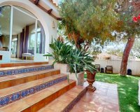 Rynek wtórny - Villa - Orihuela - Orihuela Costa