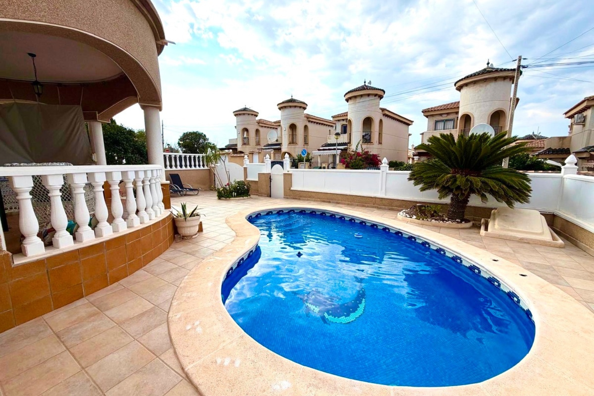 Rynek wtórny - Villa - Orihuela - Orihuela Costa