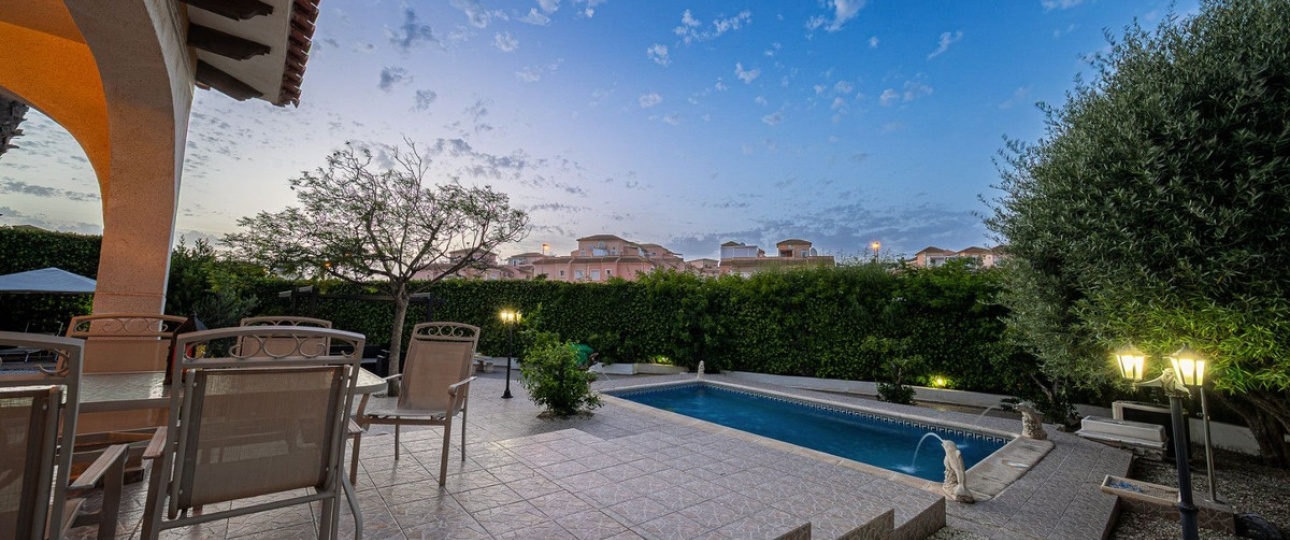 Rynek wtórny - Villa - Orihuela - Orihuela Costa