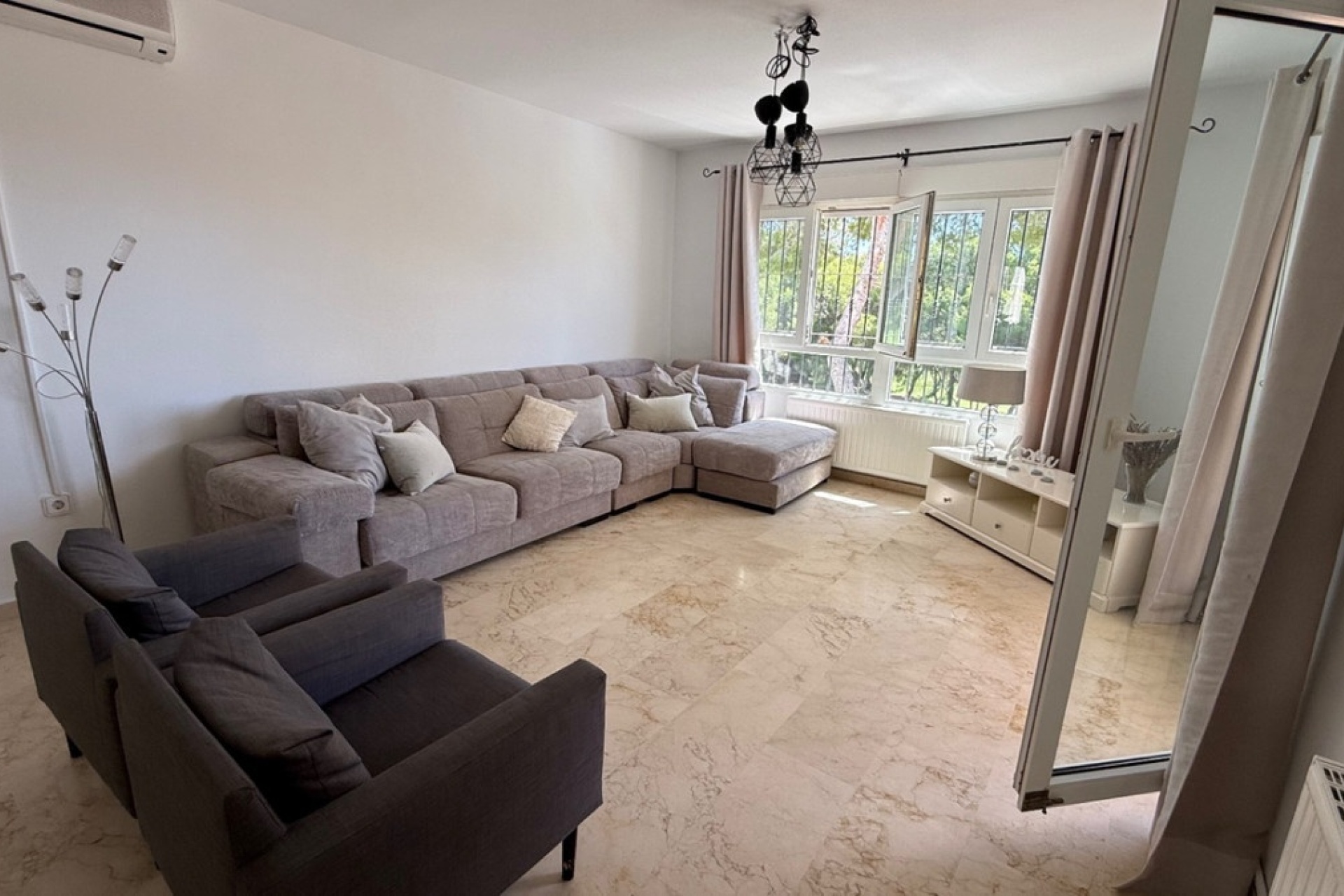 Rynek wtórny - Villa - Orihuela - Orihuela Costa