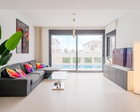 Rynek wtórny - Villa - Orihuela - Punta Prima