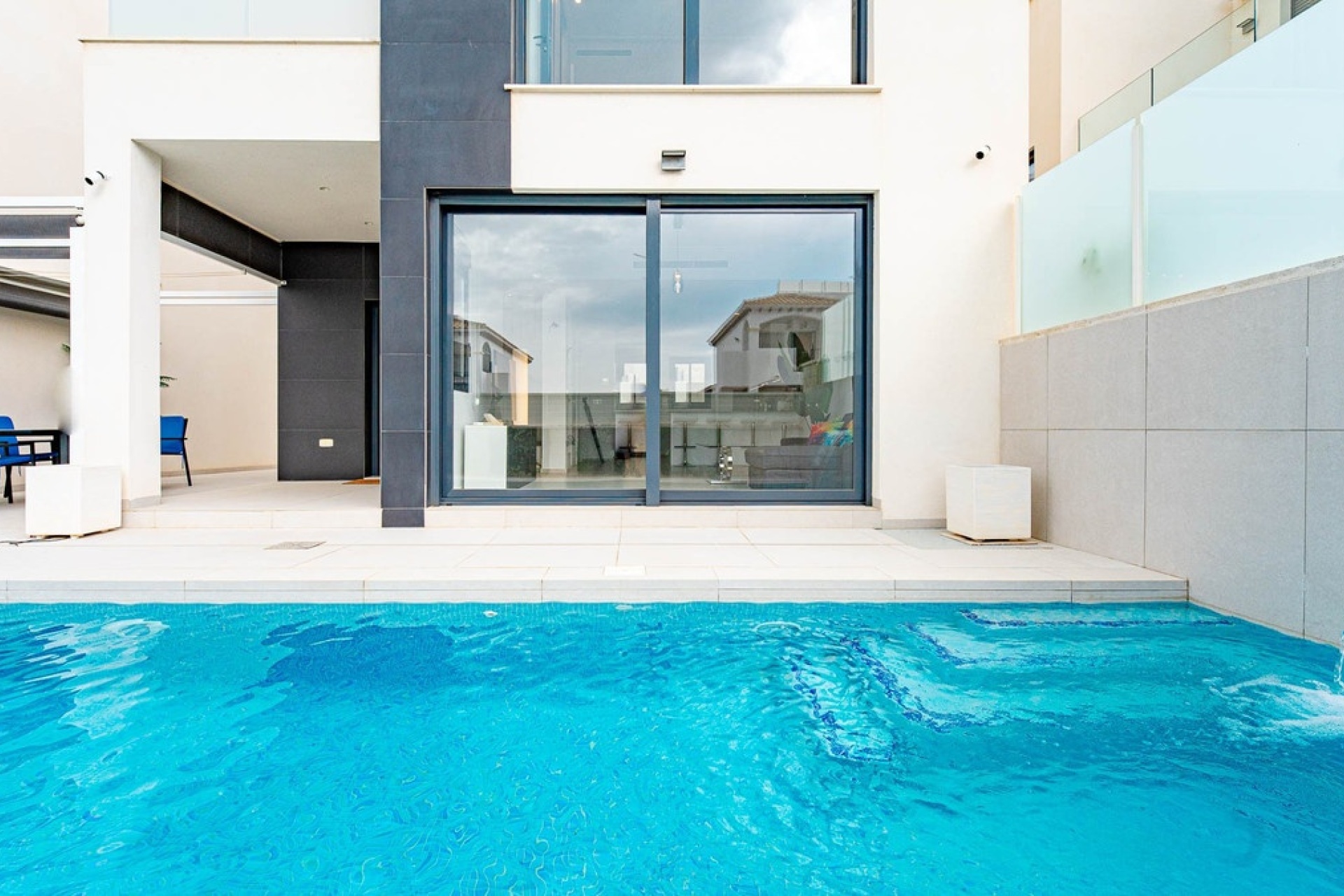 Rynek wtórny - Villa - Orihuela - Punta Prima