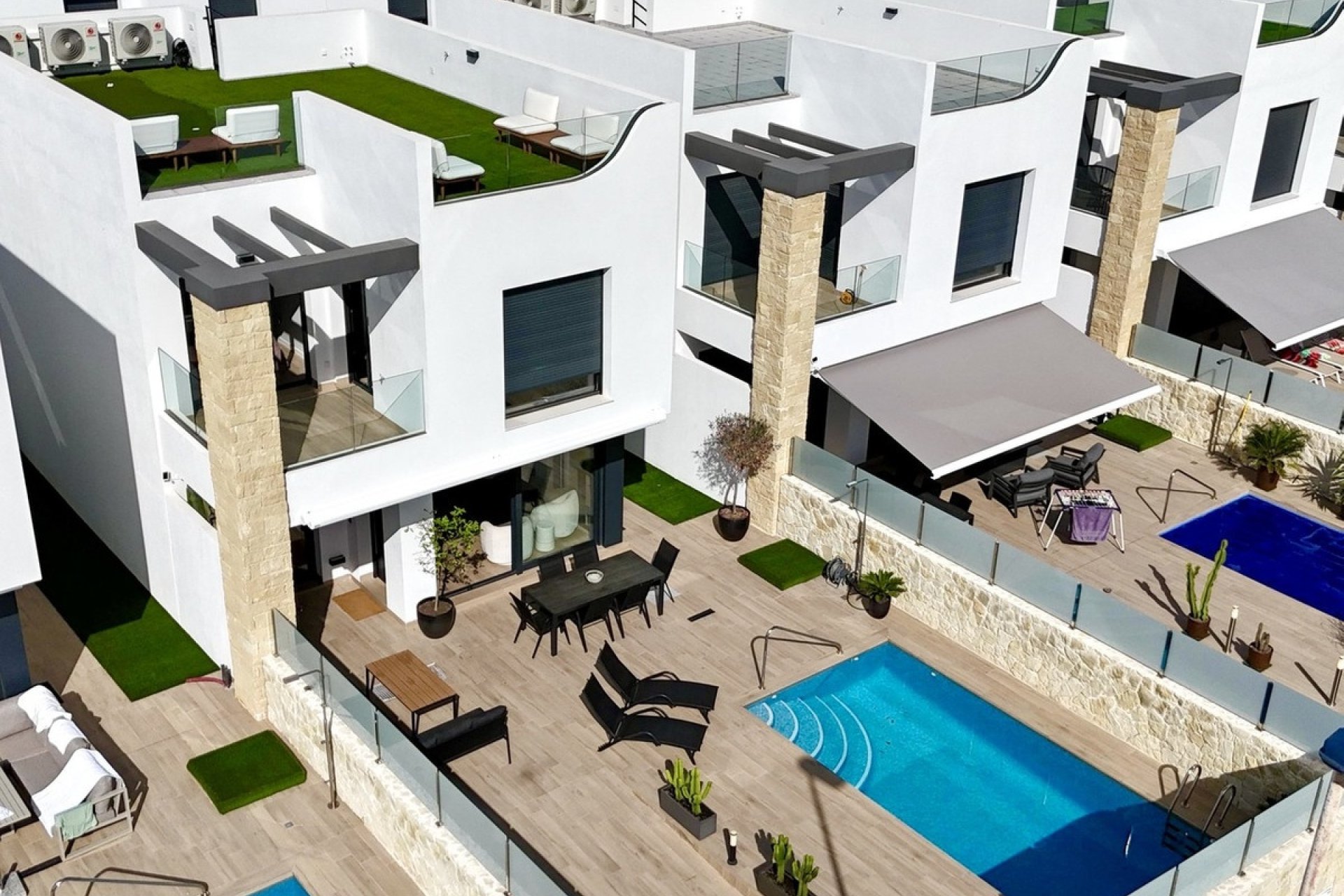 Rynek wtórny - Villa - Orihuela - Punta Prima