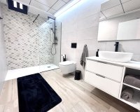 Rynek wtórny - Villa - Orihuela - Punta Prima