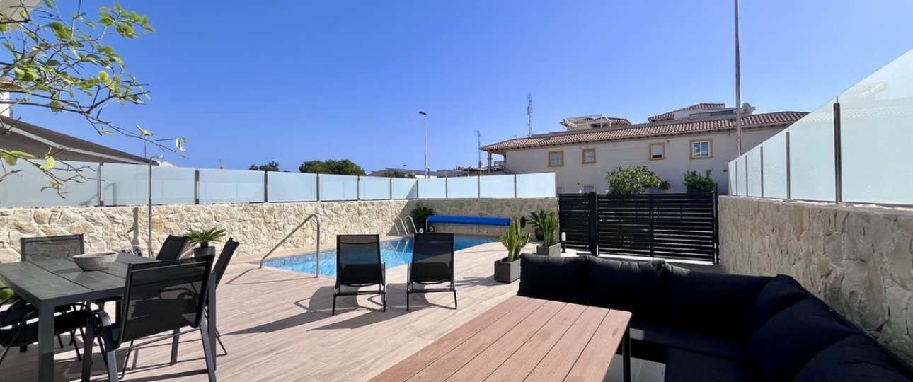 Rynek wtórny - Villa - Orihuela - Punta Prima