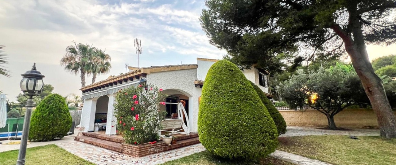 Rynek wtórny - Villa - Orihuela - Punta Prima