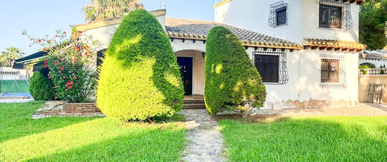 Rynek wtórny - Villa - Orihuela - Punta Prima