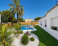 Rynek wtórny - Villa - Orihuela - Punta Prima