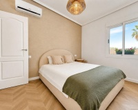 Rynek wtórny - Villa - Orihuela - Punta Prima
