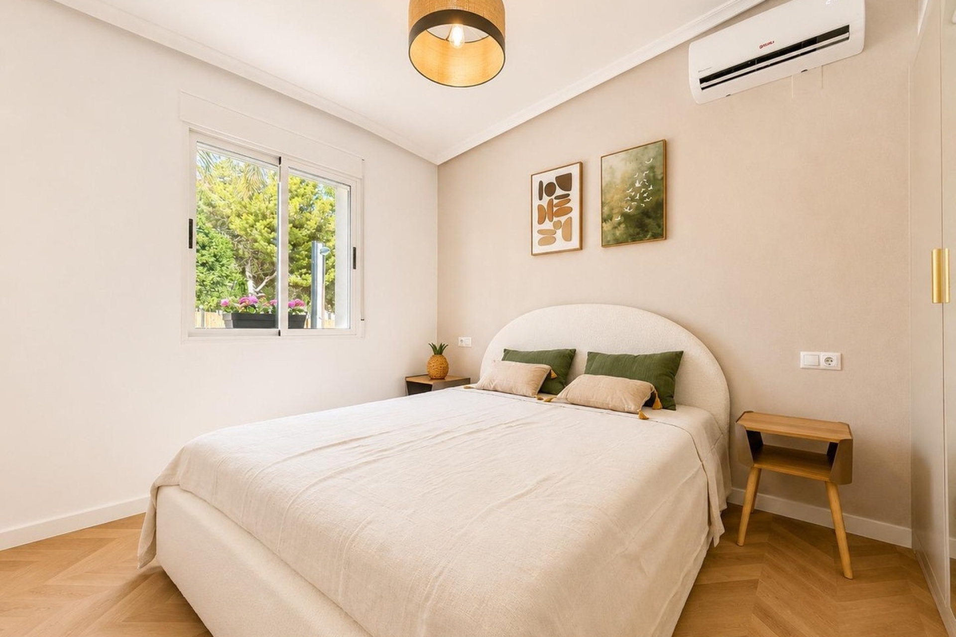 Rynek wtórny - Villa - Orihuela - Punta Prima