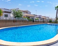 Rynek wtórny - Villa - Orihuela - Punta Prima