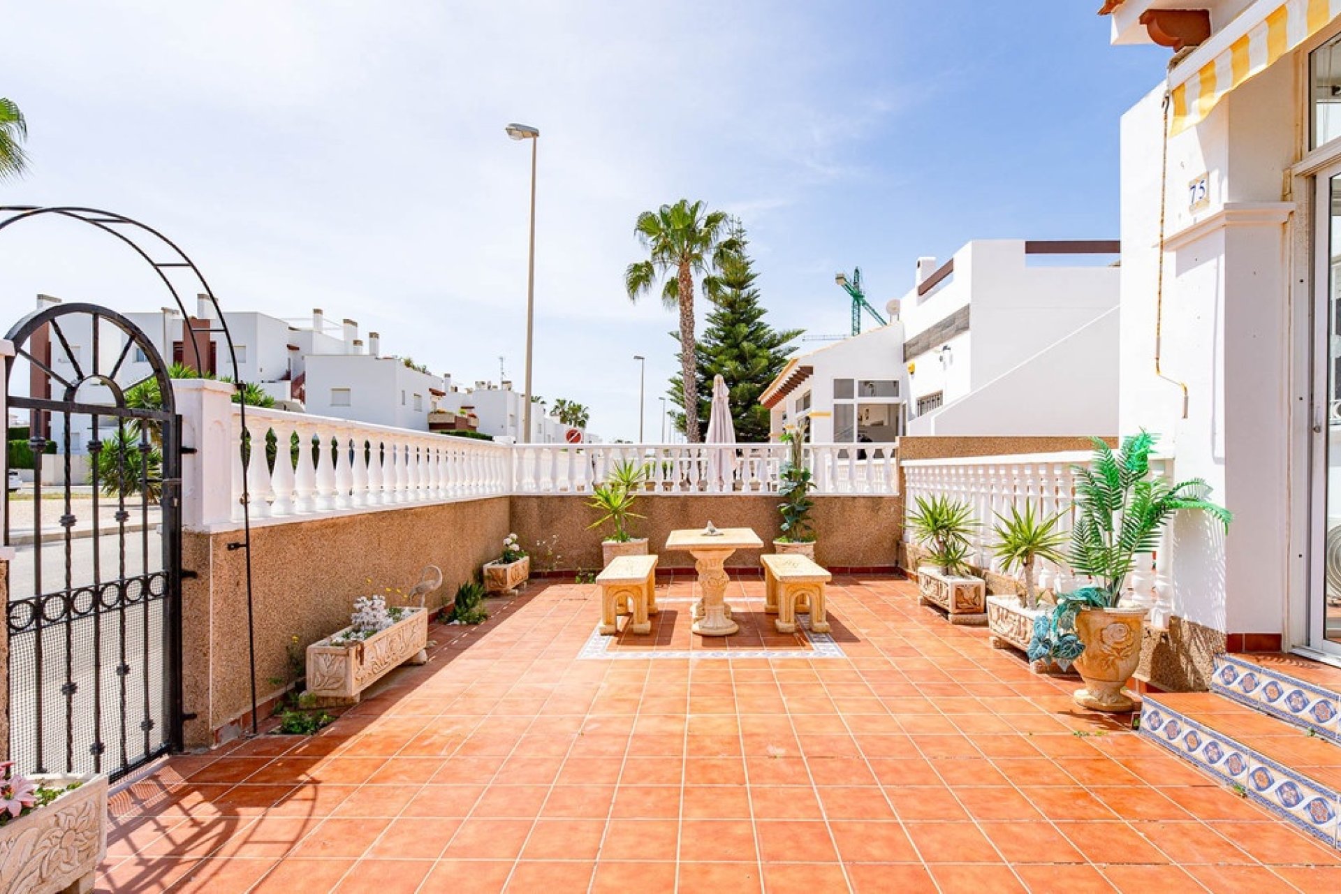 Rynek wtórny - Villa - Orihuela - Punta Prima