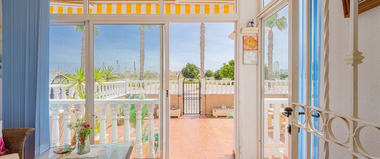 Rynek wtórny - Villa - Orihuela - Punta Prima