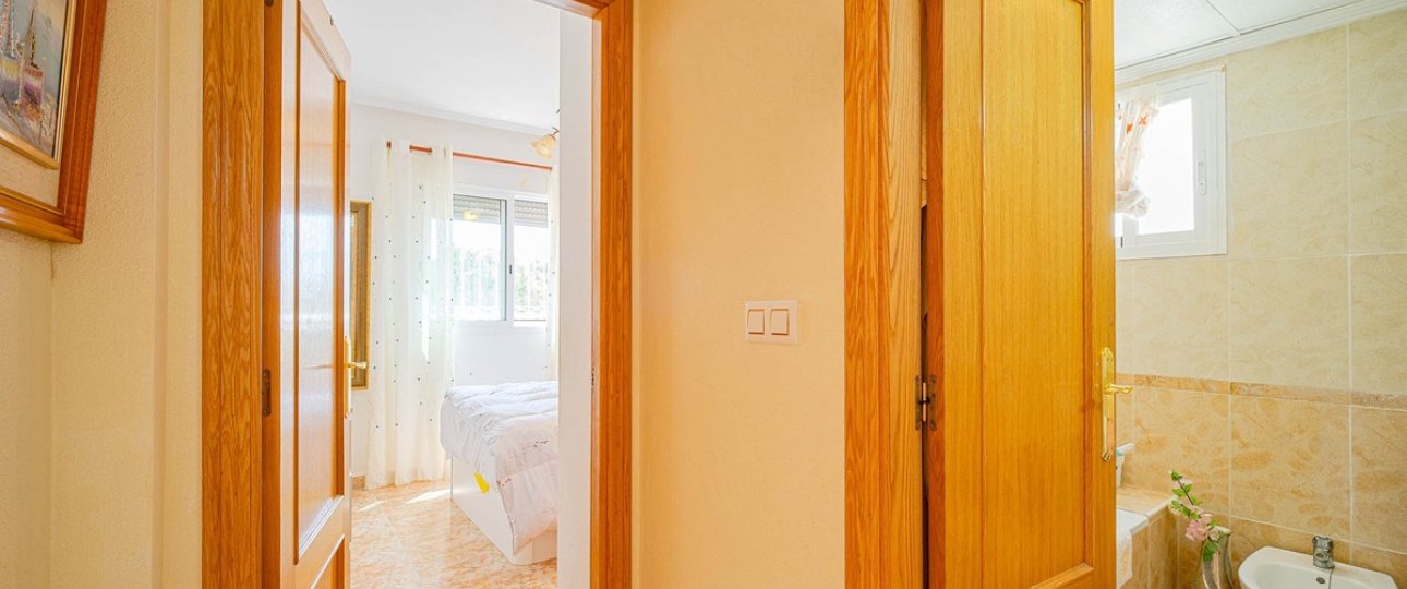 Rynek wtórny - Villa - Orihuela - Punta Prima