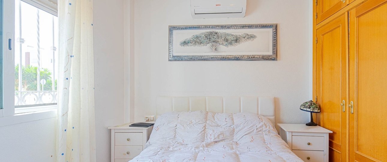 Rynek wtórny - Villa - Orihuela - Punta Prima