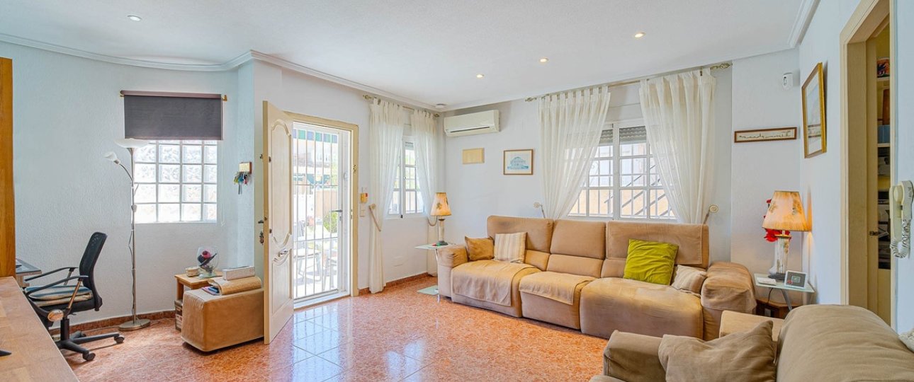 Rynek wtórny - Villa - Orihuela - Punta Prima