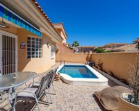 Rynek wtórny - Villa - Orihuela - Punta Prima