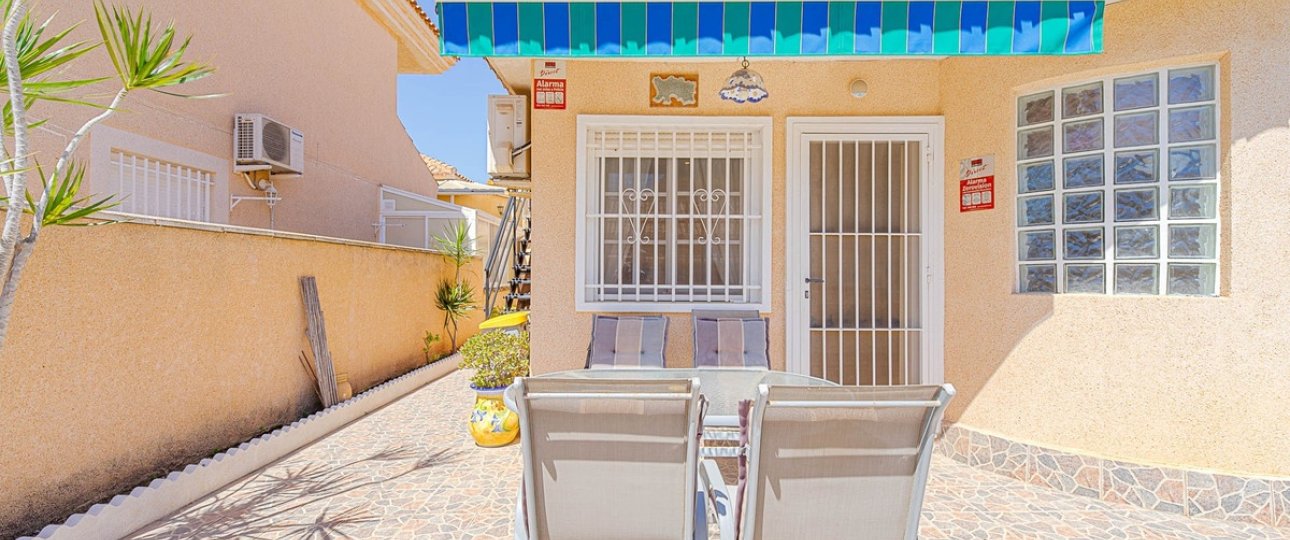 Rynek wtórny - Villa - Orihuela - Punta Prima