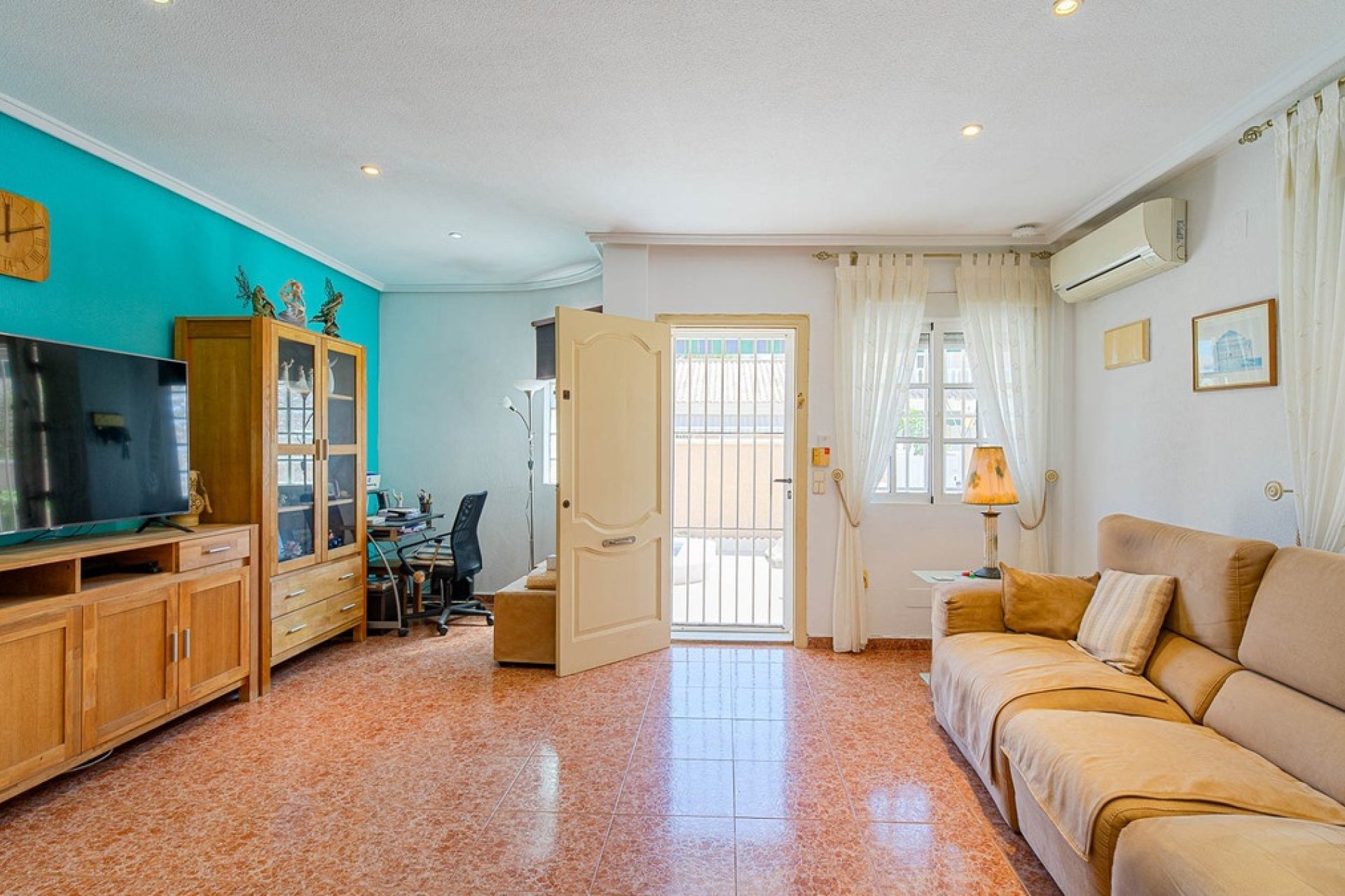 Rynek wtórny - Villa - Orihuela - Punta Prima