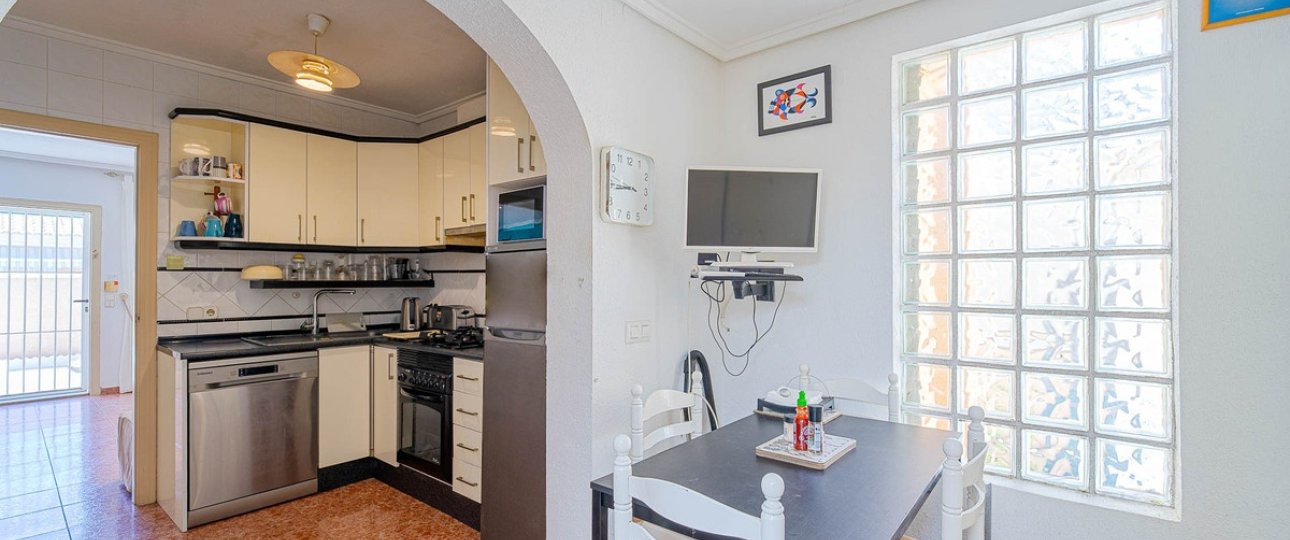 Rynek wtórny - Villa - Orihuela - Punta Prima