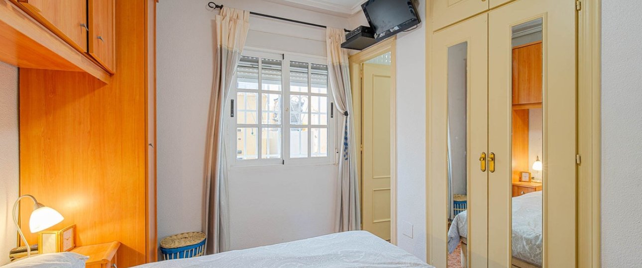 Rynek wtórny - Villa - Orihuela - Punta Prima