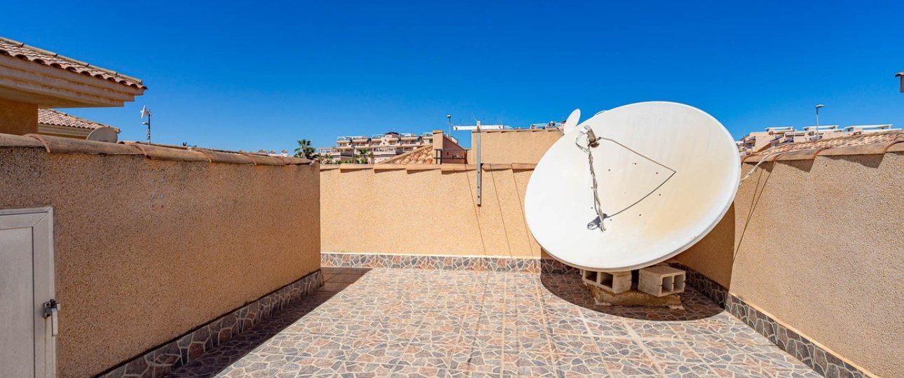Rynek wtórny - Villa - Orihuela - Punta Prima
