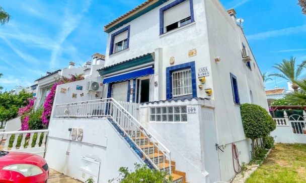 Town house - Resale - Alicante - La Rioja