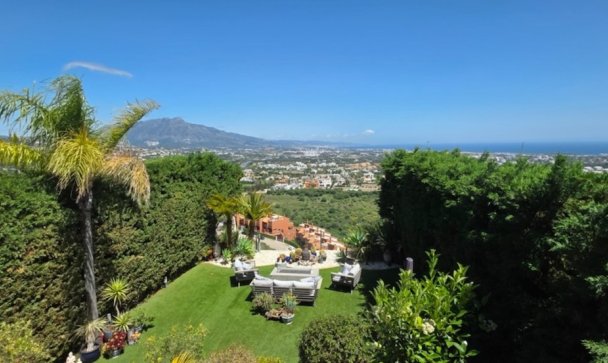 Town house - Resale - Benahavís - Benahavís Centro