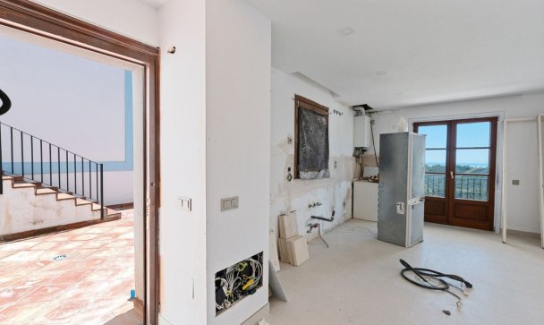 Town house - Resale - Benahavís - Benahavís Centro