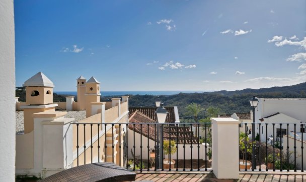 Town house - Resale - Benahavís - Benahavís Centro