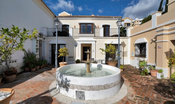 Town house - Resale - Benahavís - Benahavís Centro