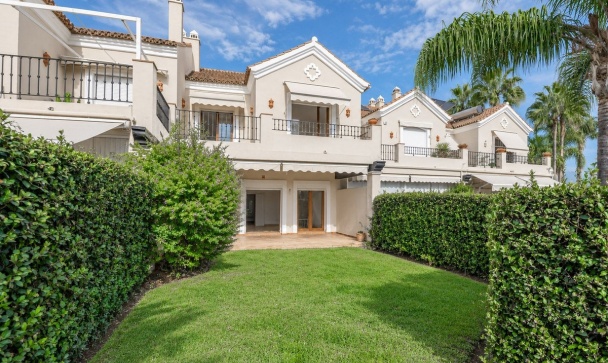 Town house - Resale - El Paraiso - El Paraiso