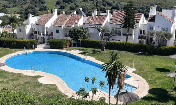Town house - Resale - Estepona - Bel Air