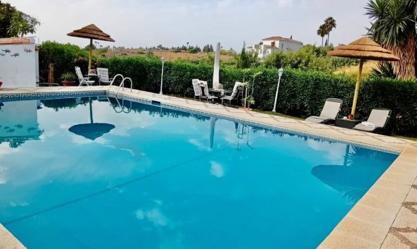 Town house - Resale - Estepona - Estepona Centro