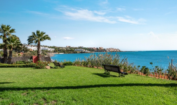 Town house - Resale - Estepona - Estepona Centro