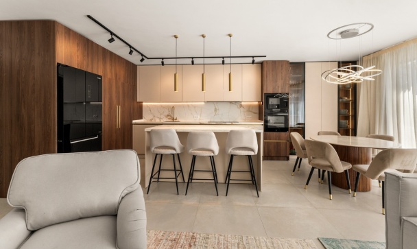 Town house - Resale - Estepona - Estepona Centro