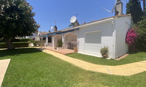 Town house - Resale - Marbella - Cortijo Blanco