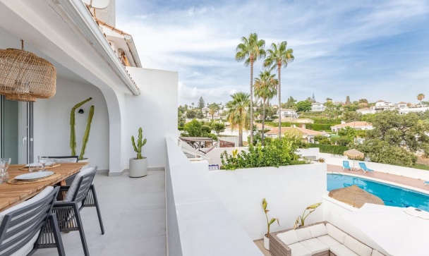 Town house - Resale - Marbella - Elviria
