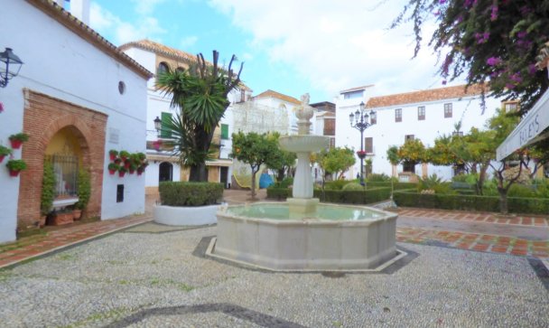 Town house - Resale - Marbella - Marbella Centro