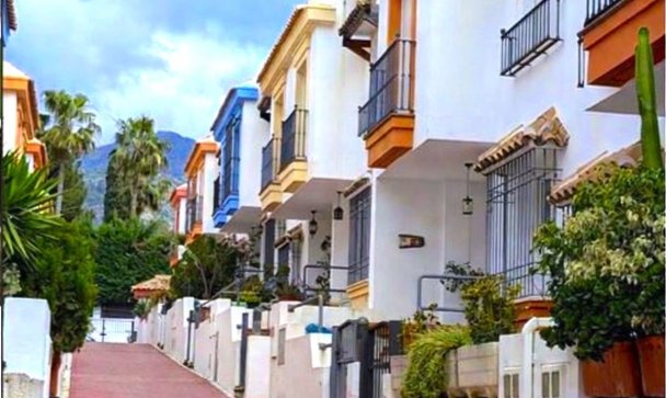 Town house - Resale - Marbella - Marbella Centro
