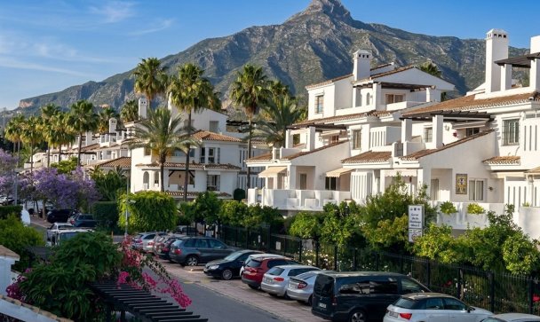 Town house - Resale - Marbella - Nueva Andalucía