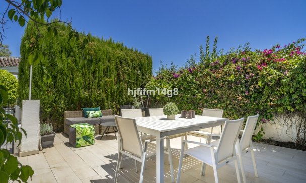 Town house - Resale - Marbella - Nueva Andalucía