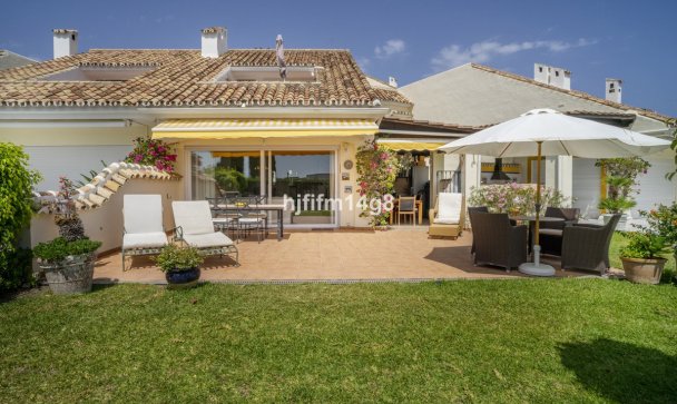 Town house - Resale - Marbella - Nueva Andalucía