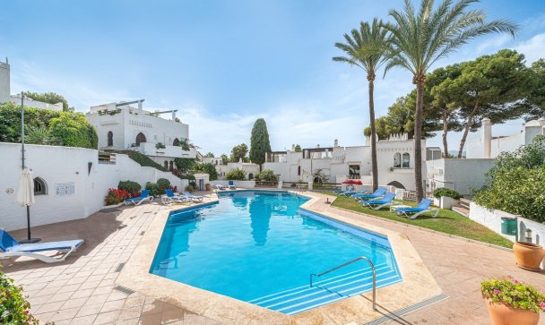 Town house - Resale - Marbella - Nueva Andalucía